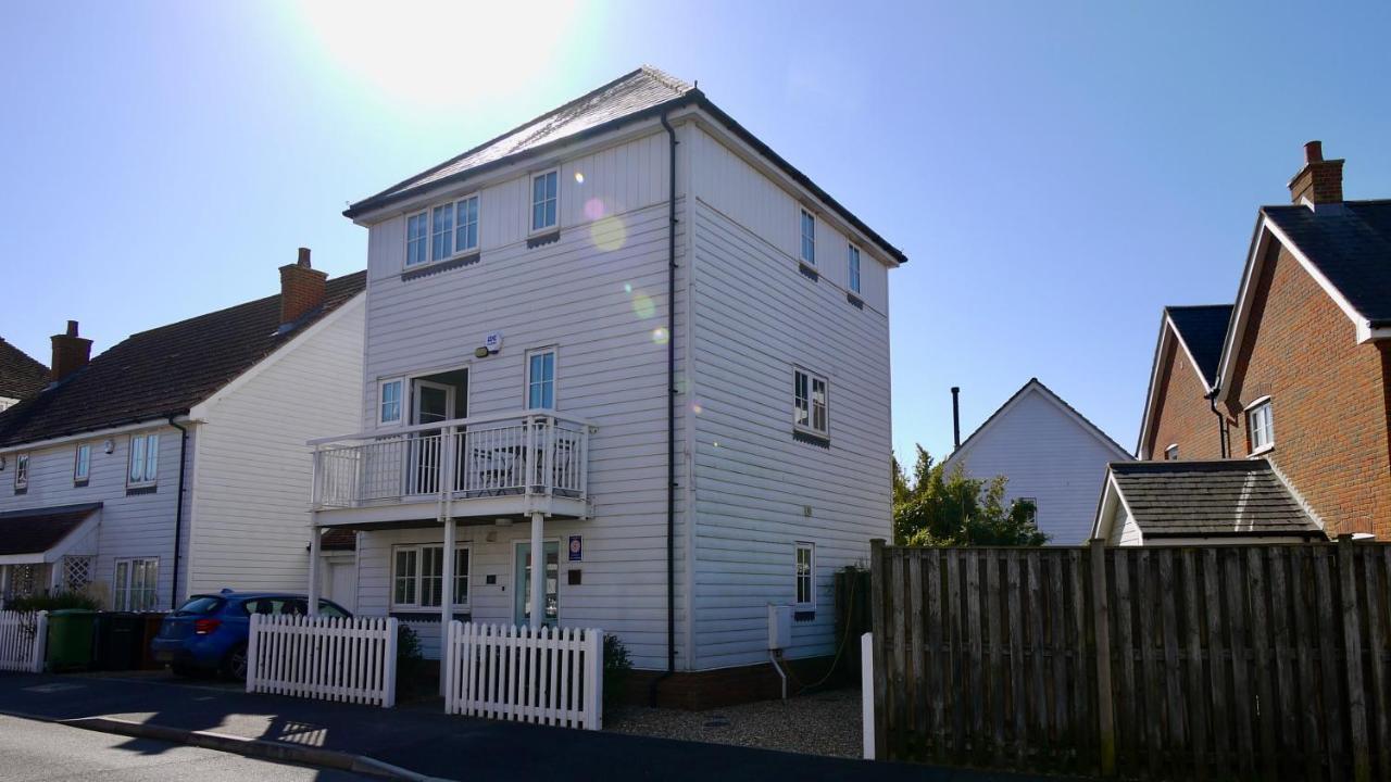 The Salty Dog Holiday Cottage, Camber Sands Rye Εξωτερικό φωτογραφία