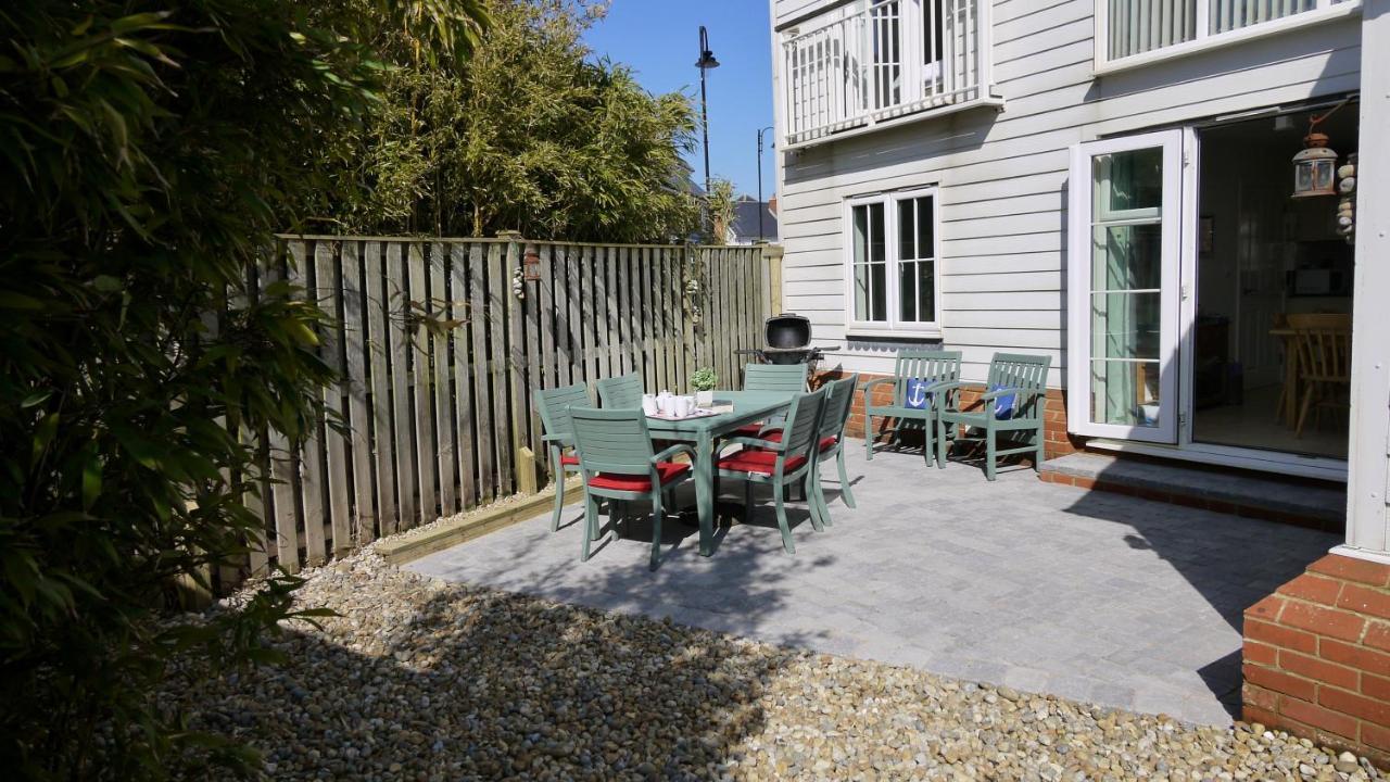 The Salty Dog Holiday Cottage, Camber Sands Rye Εξωτερικό φωτογραφία